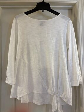 new directions White Long-Sleeve Tie-Hem Top